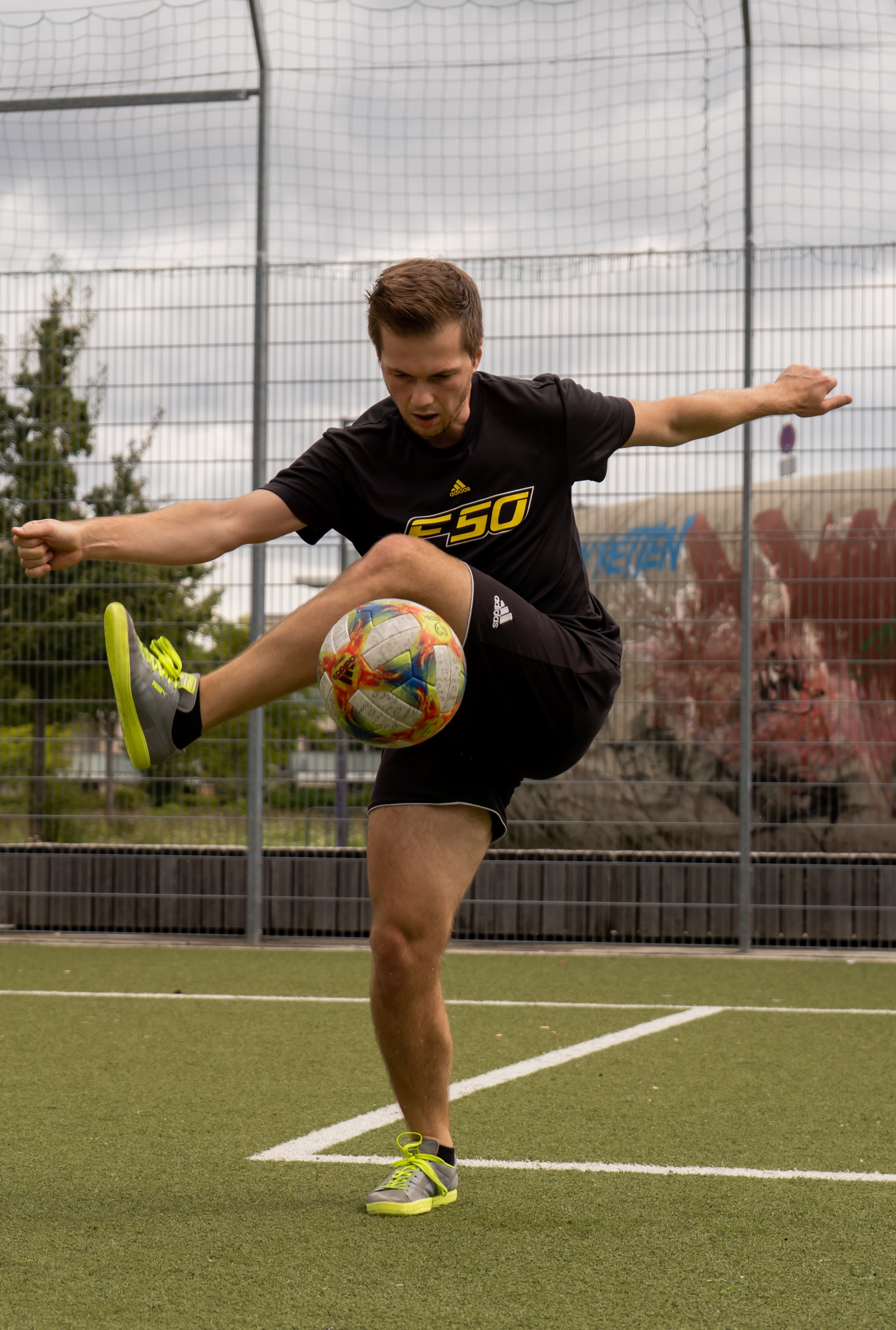 Nils, football freestyler from Neuhausen Nymphenburg, Germany